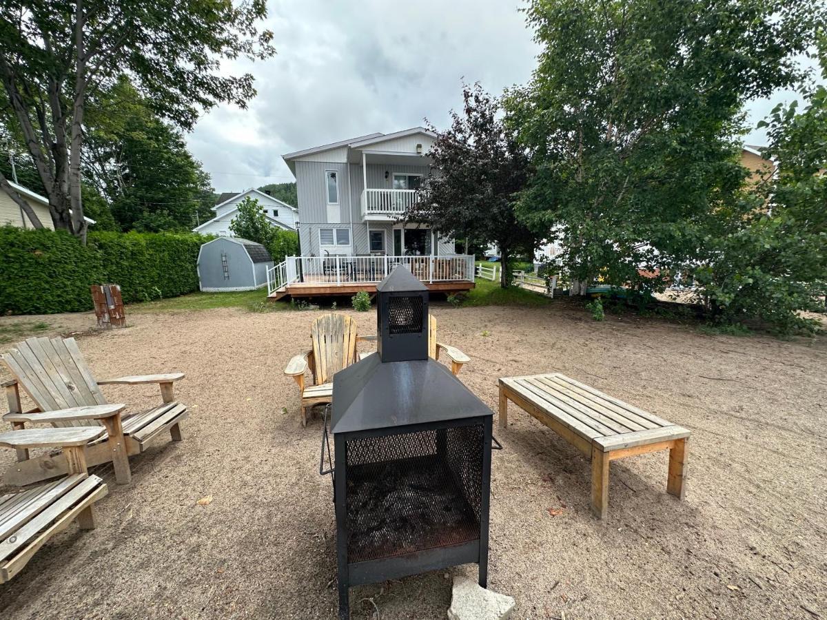 Maison Sur Le Lac Desbiens Exteriér fotografie